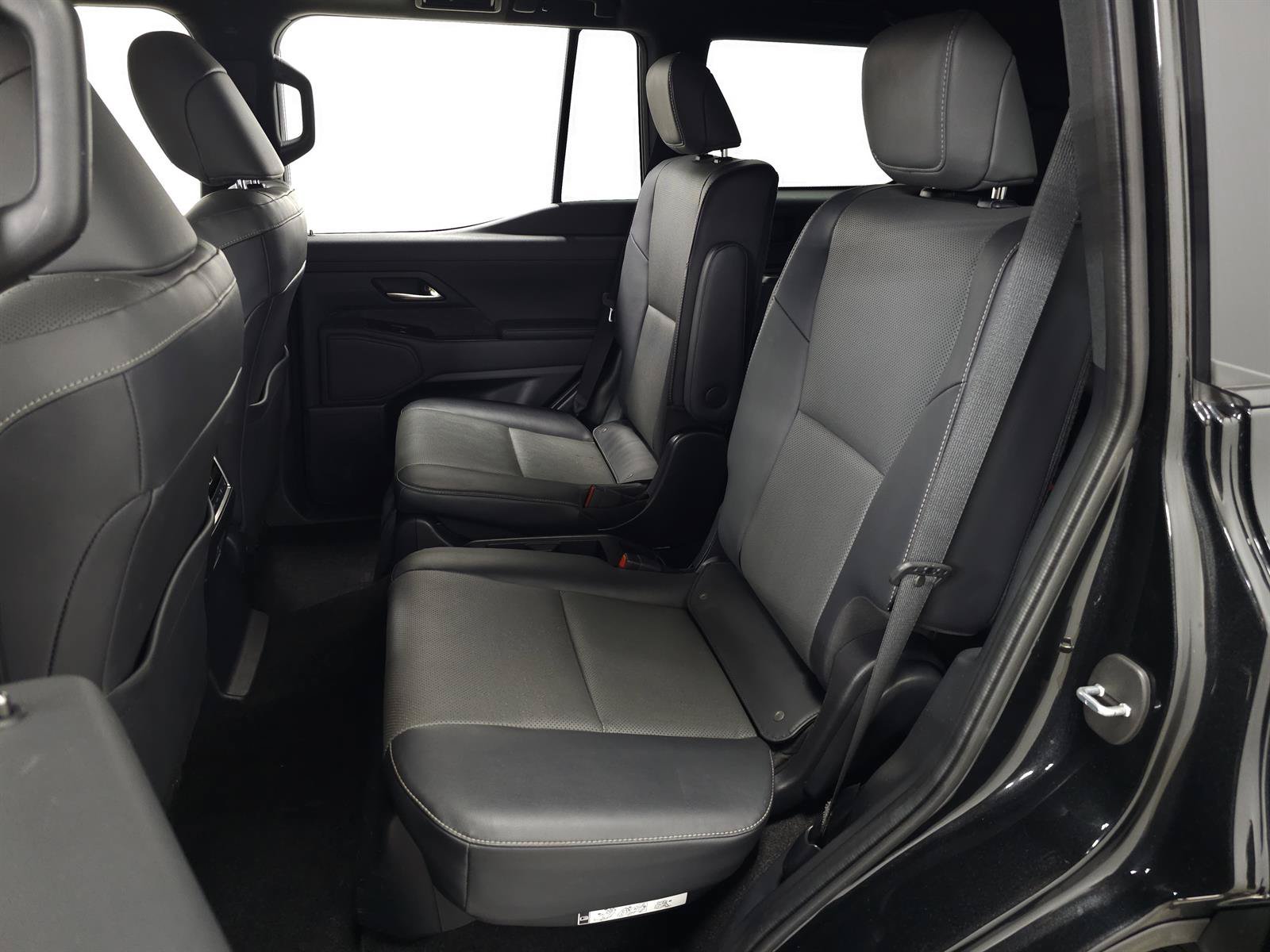 Used 2024 Lexus GX 550 w/ Accessory Package (Z1) AWD/4WD image 34