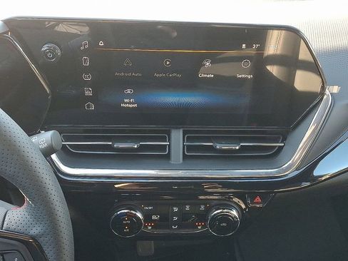 New 2026 Chevrolet Trax RS w/ Driver Confidence Package image 11