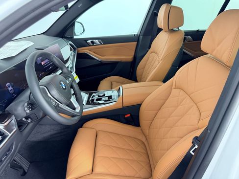 New 2026 BMW X5 sDrive40i w/ Climate Comfort Package RWD image 5
