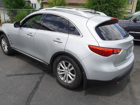 Used 2010 INFINITI FX35 AWD w/ Navigation Pkg image 9