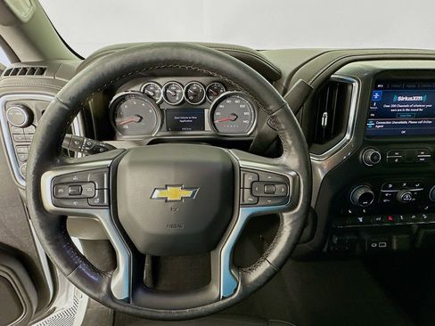 Used 2022 Chevrolet Silverado 2500 LTZ w/ Z71 Off-Road Package image 11