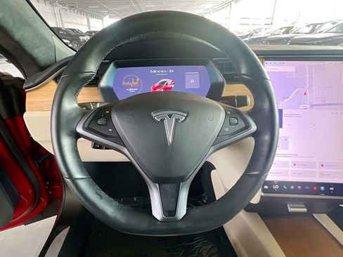 Used 2020 Tesla Model S Long Range Plus image 16