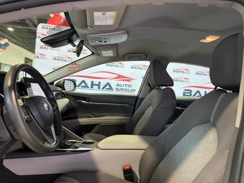 Used 2022 Toyota Camry LE image 34