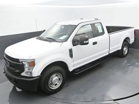 Used 2022 Ford F250 XL w/ Power Equipment Group image 29