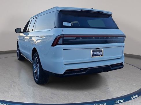 New 2026 Lincoln Navigator L Reserve AWD/4WD image 7