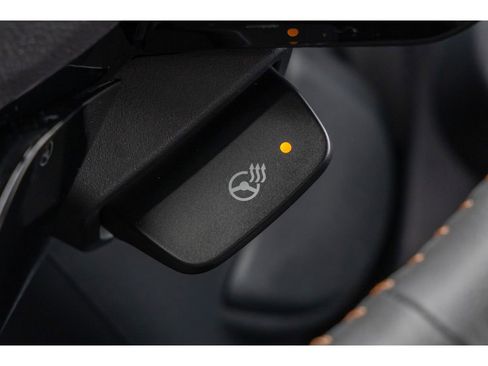 New 2025 Subaru Forester Touring image 29