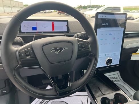 New 2024 Ford Mustang Mach-E Premium image 9