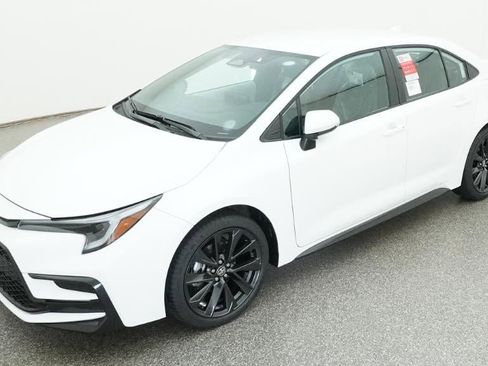 New 2026 Toyota Corolla SE FWD image 1