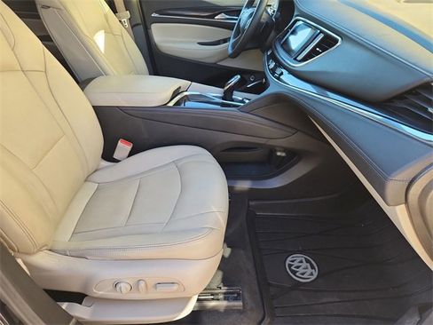 Used 2021 Buick Enclave Essence w/ Sound and Sites Package image 28