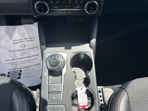 Used 2025 Ford Escape ST-Line AWD/4WD image 20