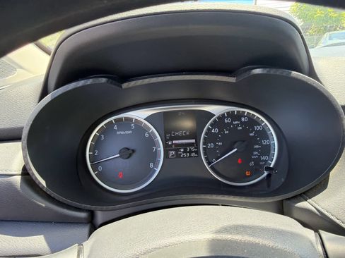 Used 2024 Nissan Versa S w/ S Plus Package FWD image 6