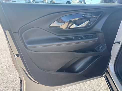 Used 2022 GMC Terrain AT4 w/ Tech Package AWD/4WD image 24