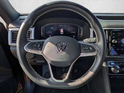 Used 2023 Volkswagen Atlas Cross Sport SE w/ Black Wheel Package image 11