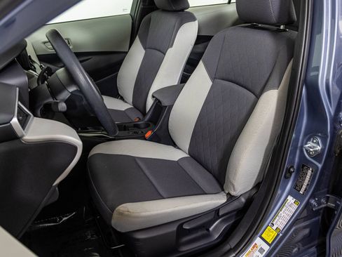 Used 2025 Toyota Corolla LE FWD image 18