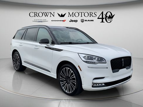 Used 2023 Lincoln Aviator Black Label w/ Dynamic Handling Package AWD/4WD image 3