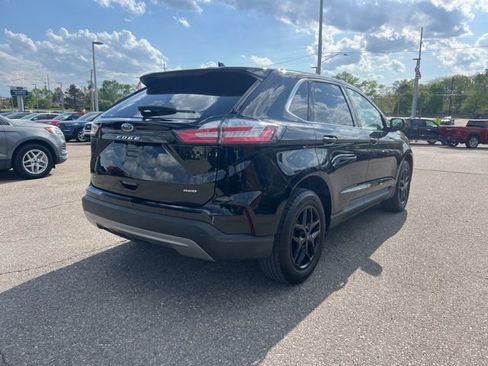 Certified 2023 Ford Edge SEL w/ Convenience Package AWD/4WD image 4