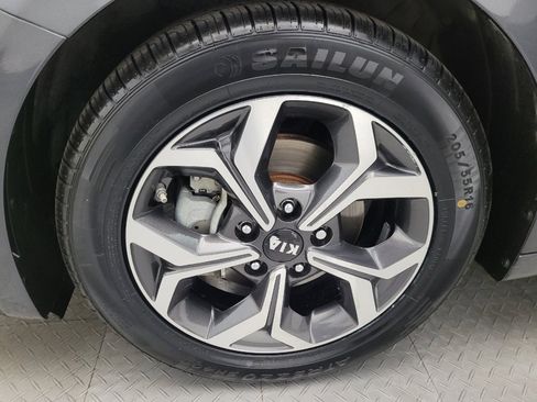 Used 2021 Kia Forte LXS FWD image 31