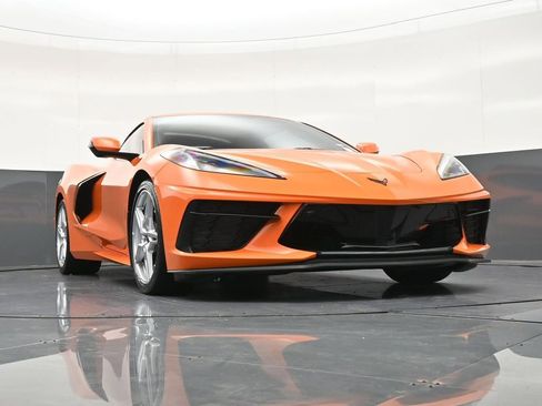 Used 2023 Chevrolet Corvette Stingray Preferred Cpe w/ Z51 Performance Package RWD image 28