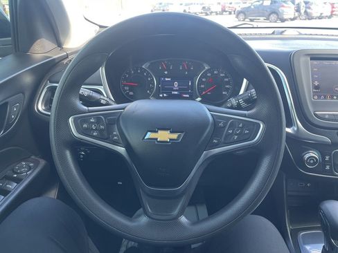Used 2022 Chevrolet Equinox LT image 30