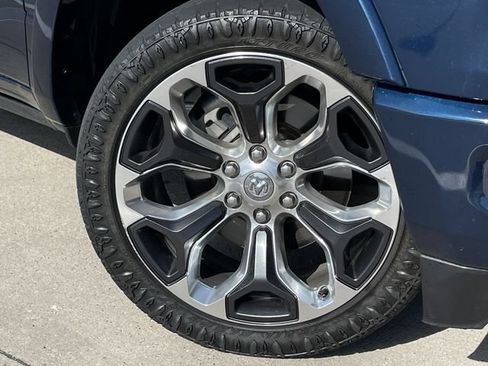 Used 2021 RAM 1500 Limited AWD/4WD image 10