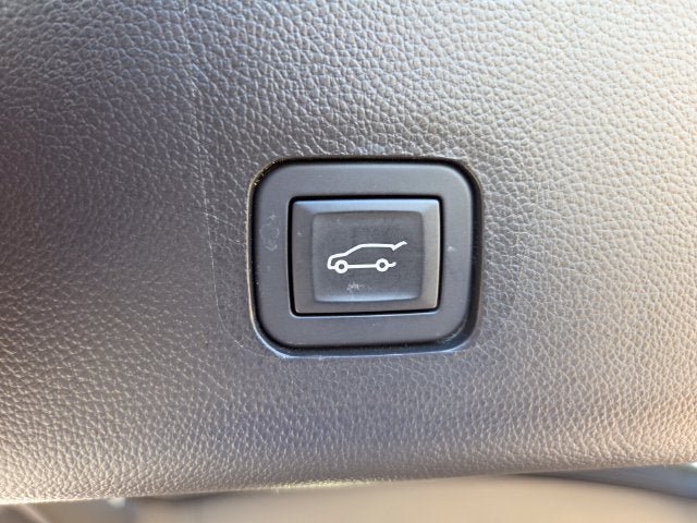 Used 2018 Chevrolet Traverse High Country AWD/4WD image 21