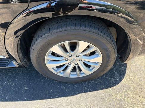 Used 2016 INFINITI QX80 4WD w/ Signature Edition Package image 4