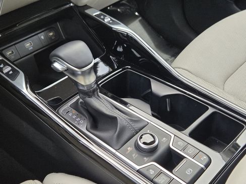 Certified 2023 Kia Sorento SX AWD/4WD image 9