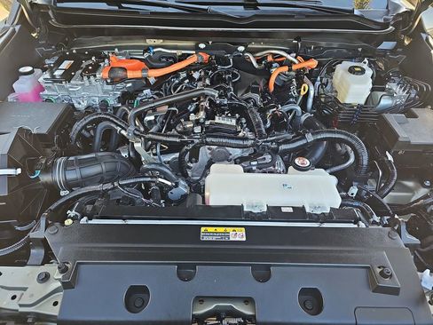 Used 2025 Toyota Tacoma Trailhunter image 30