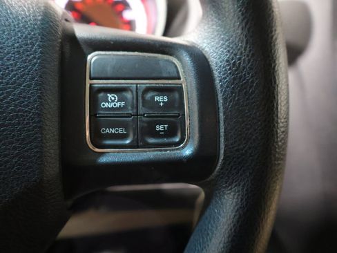 Used 2015 Dodge Grand Caravan American Value Package FWD image 27