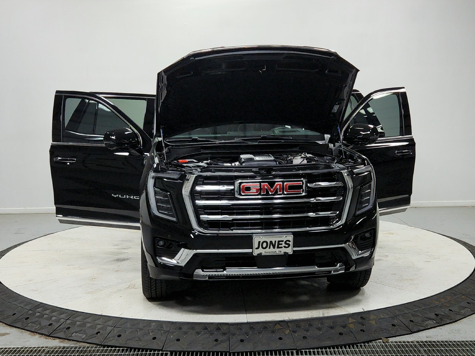 Used 2026 GMC Yukon Elevation w/ Elevation Premium Package AWD/4WD image 11