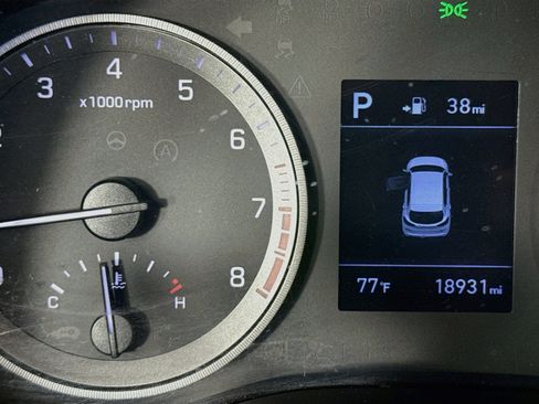 Used 2021 Hyundai Tucson Value FWD image 14