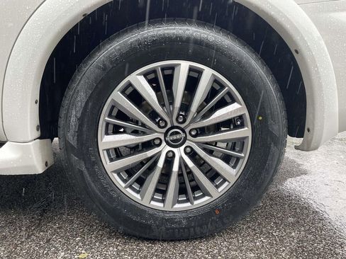 Used 2023 Nissan Armada SL RWD image 10