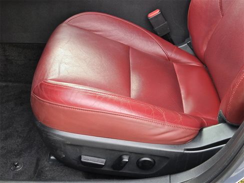 Used 2024 MAZDA MAZDA3 s image 26