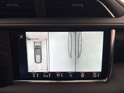 Used 2023 GMC Yukon Denali w/ Advanced Technology Package image 46