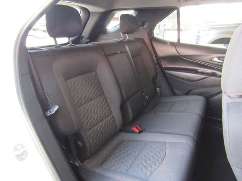 Used 2019 Chevrolet Equinox LT FWD image 12