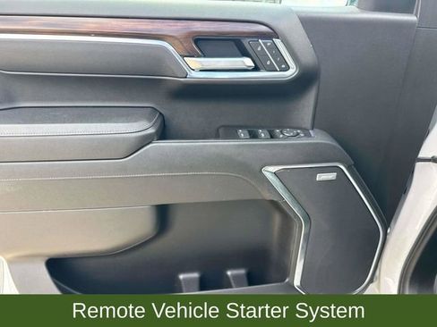 Used 2025 GMC Sierra 1500 SLT image 25