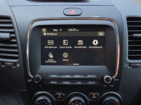 Used 2018 Kia Forte S w/ S Technology Plus Package FWD image 16