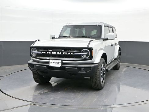 New 2026 Ford Bronco Outer Banks AWD/4WD image 27