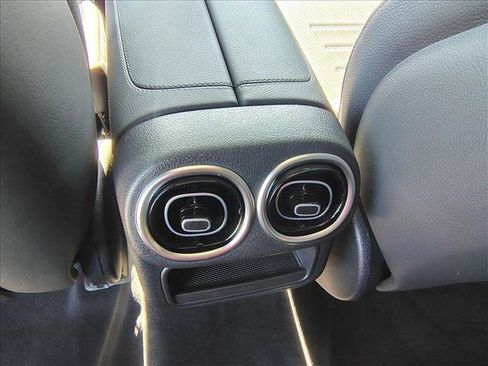 Certified 2026 Mercedes-Benz GLC 300 4MATIC image 17