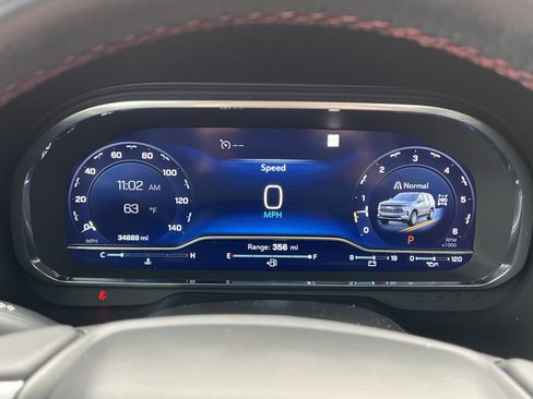 Used 2022 Chevrolet Tahoe RST w/ Luxury Package image 21