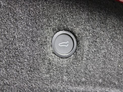 Used 2021 Tesla Model S Plaid image 27