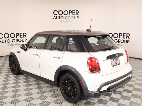 Used 2023 MINI Cooper 4-Door Hardtop FWD image 23