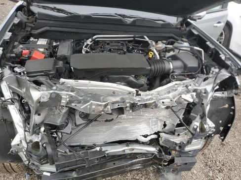 Used 2024 GMC Canyon Denali image 9