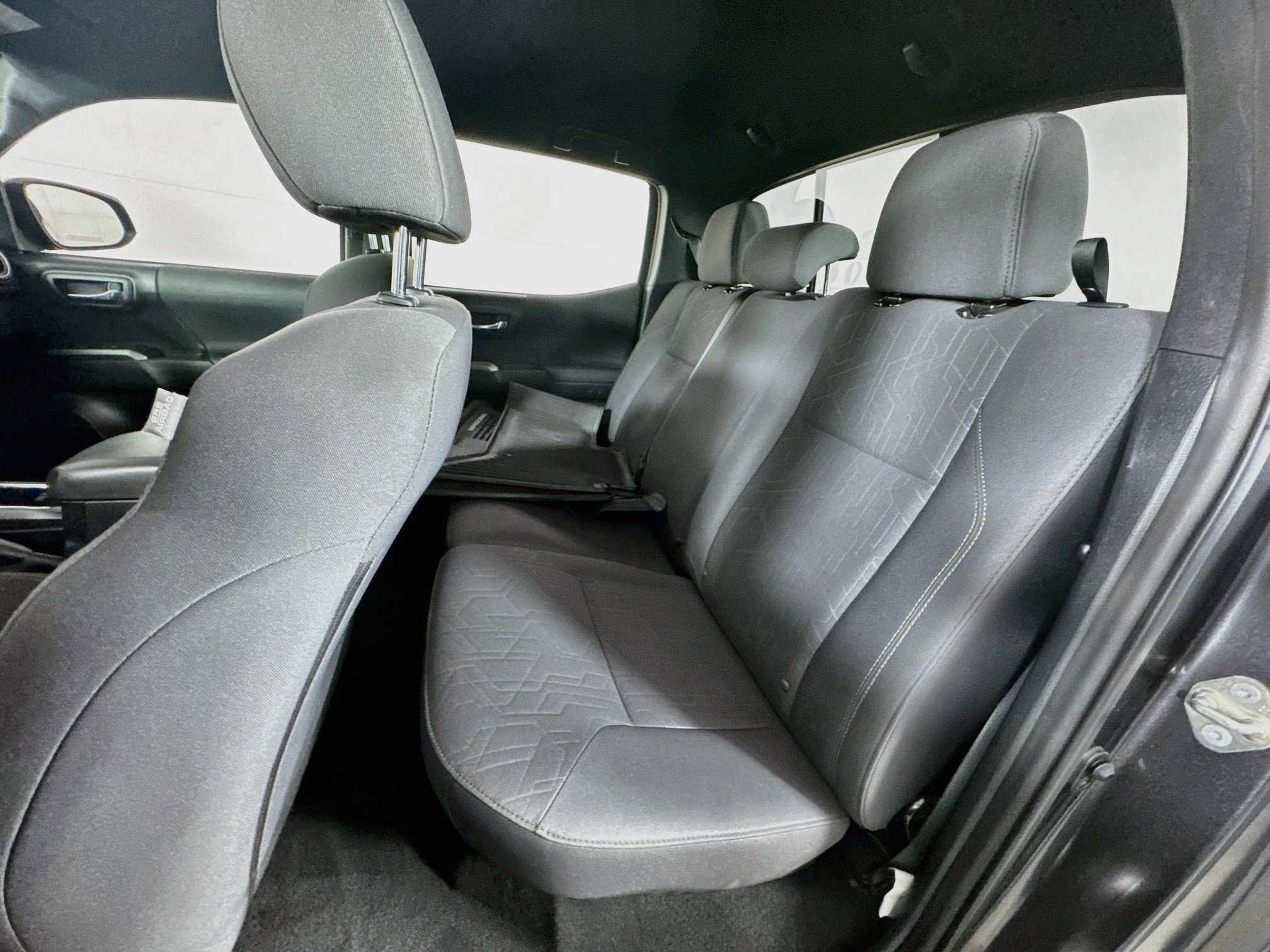 Certified 2019 Toyota Tacoma TRD Sport AWD/4WD image 17