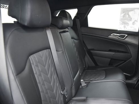 Used 2023 Kia Sportage X-Line image 16