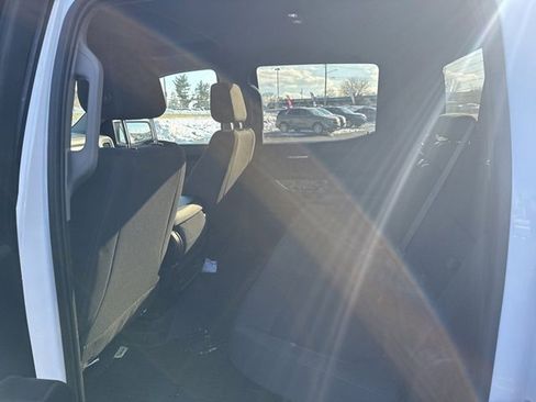 Used 2021 Chevrolet Silverado 1500 Custom Trail Boss w/ Realtree Special Edition image 23