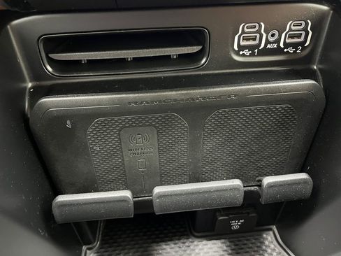 Used 2023 RAM 3500 Limited image 6