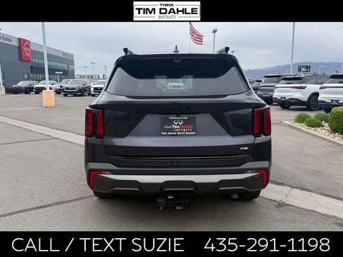 Used 2025 Kia Sorento SX Prestige AWD/4WD image 8