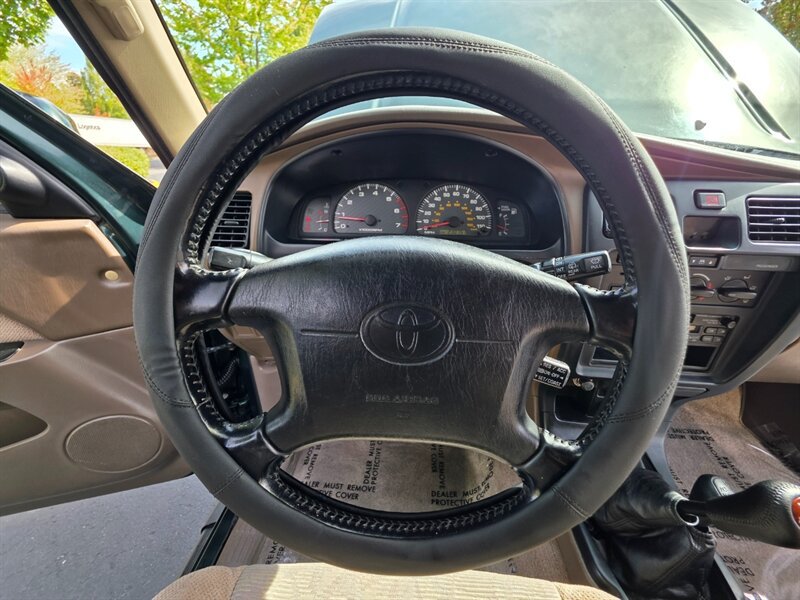 Used 1999 Toyota 4Runner SR5 AWD/4WD image 38