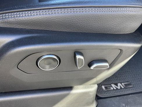 Certified 2025 GMC Yukon Denali image 56